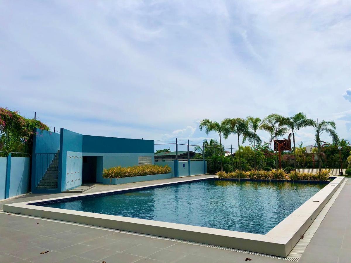 Condo W/ Balcony Near Mactan International Airport Lapu-Lapu City Exteriör bild
