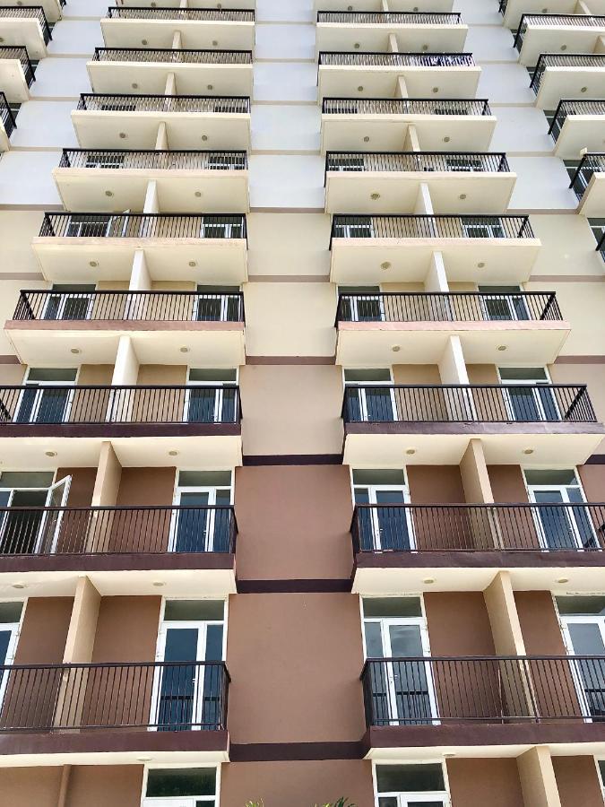 Condo W/ Balcony Near Mactan International Airport Lapu-Lapu City Exteriör bild