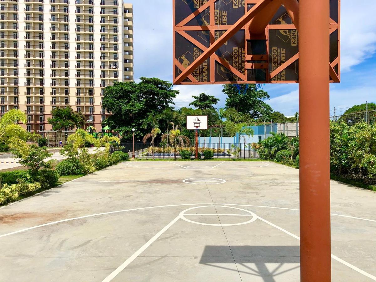 Condo W/ Balcony Near Mactan International Airport Lapu-Lapu City Exteriör bild