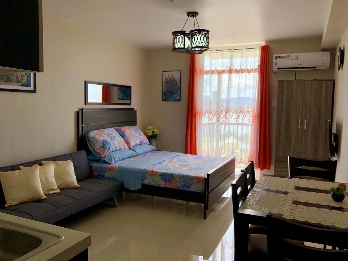 Condo W/ Balcony Near Mactan International Airport Lapu-Lapu City Exteriör bild