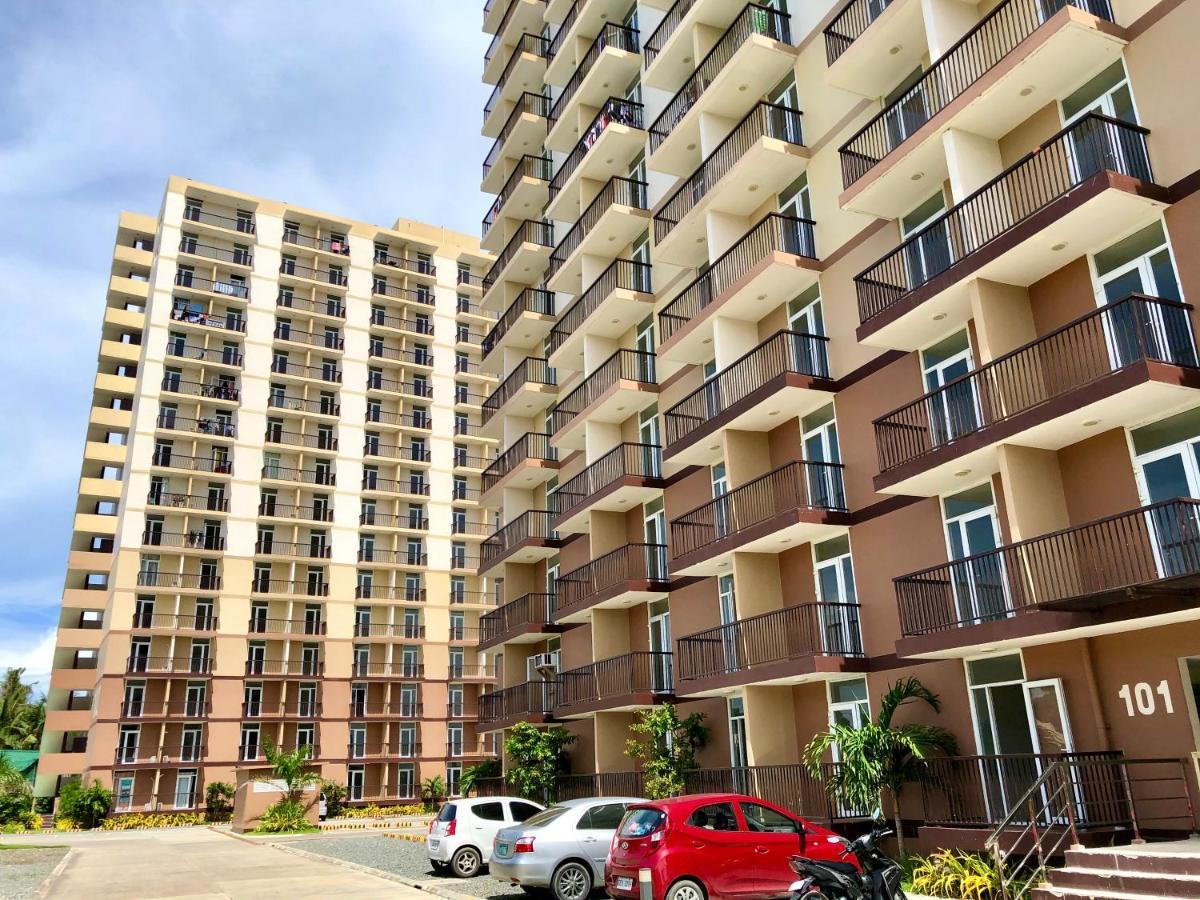 Condo W/ Balcony Near Mactan International Airport Lapu-Lapu City Exteriör bild