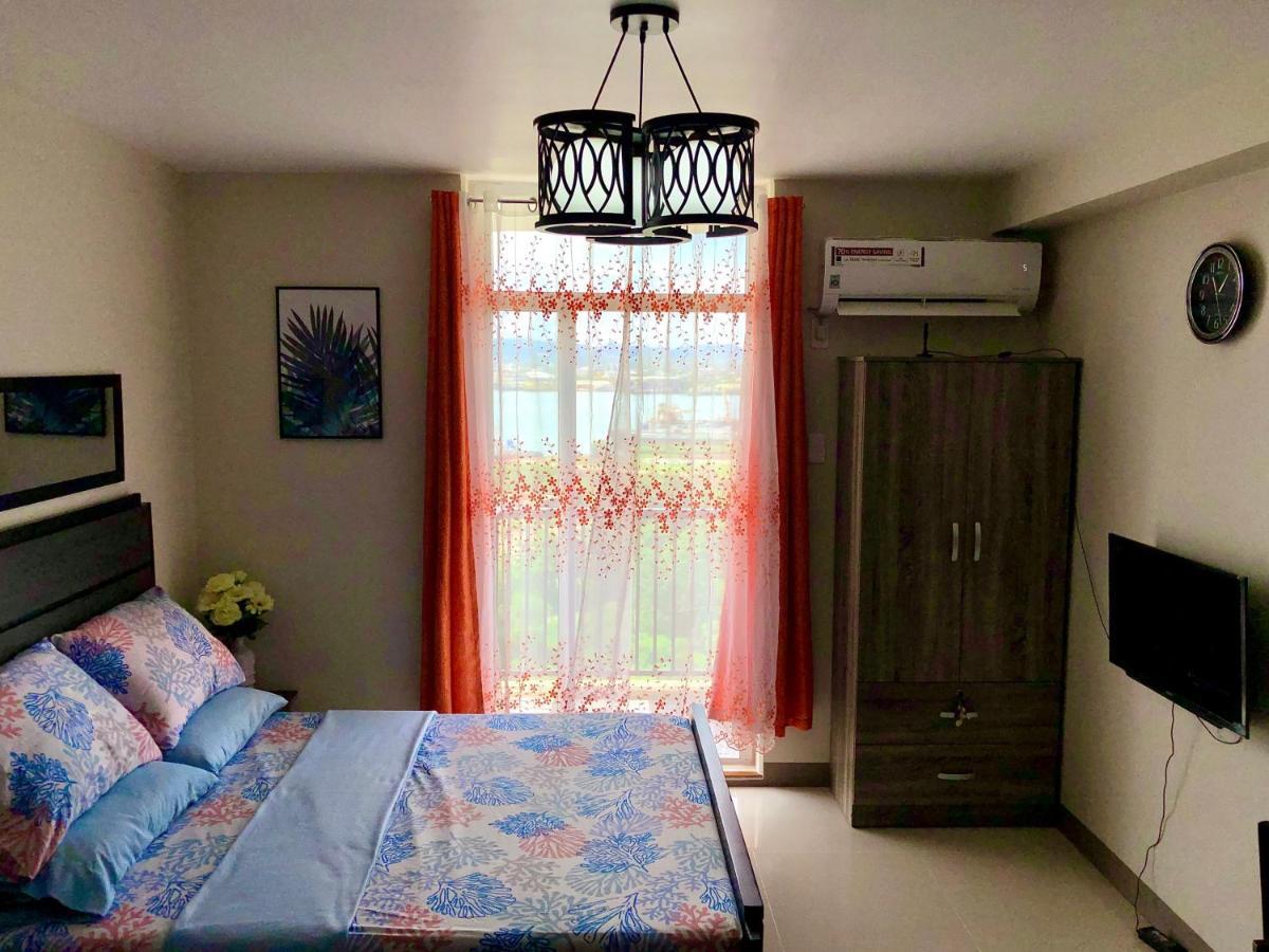 Condo W/ Balcony Near Mactan International Airport Lapu-Lapu City Exteriör bild